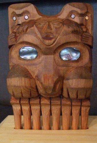 Yew wood bear comb